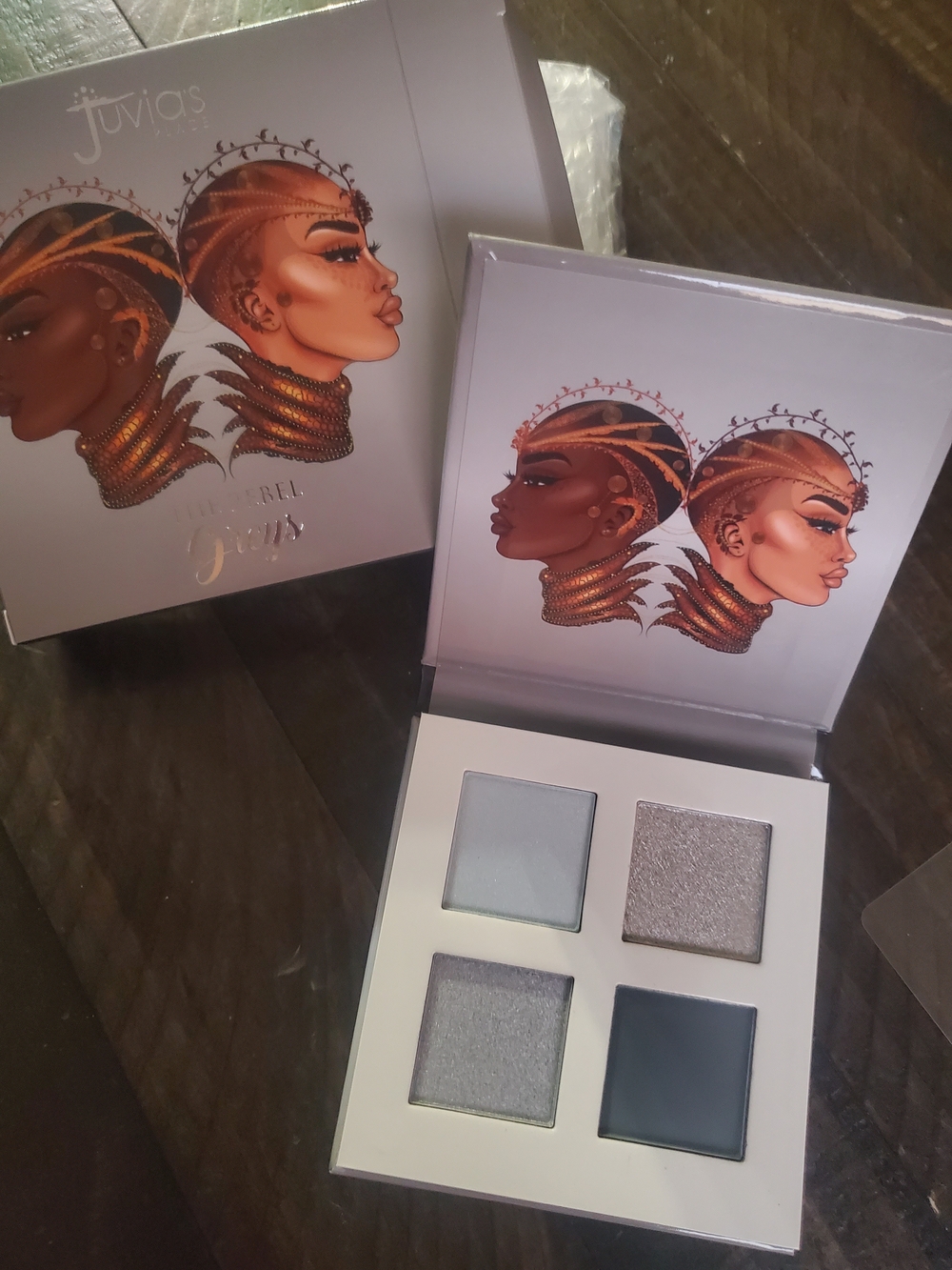 Juvia's Place The Rebel Greys Eyeshadow Quad